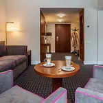 Dr Irena Eris Hotel