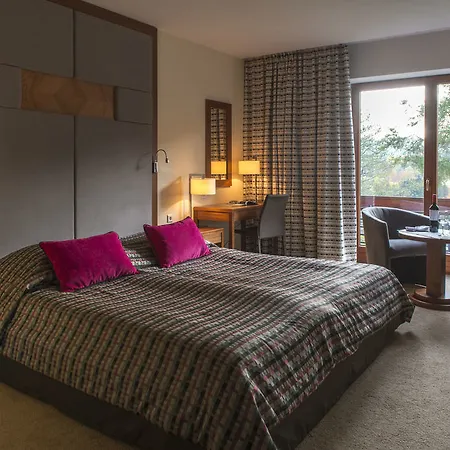 Hotel Dr Irena Eris Zdrój 4*